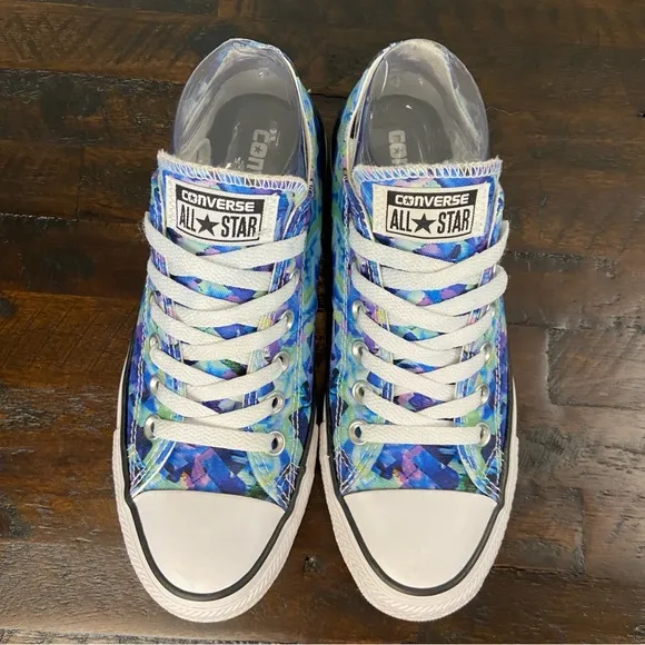 Converse Chuck Taylor All-Star Photo Real Low-Top Sneakers Blue Purple Women’s 7