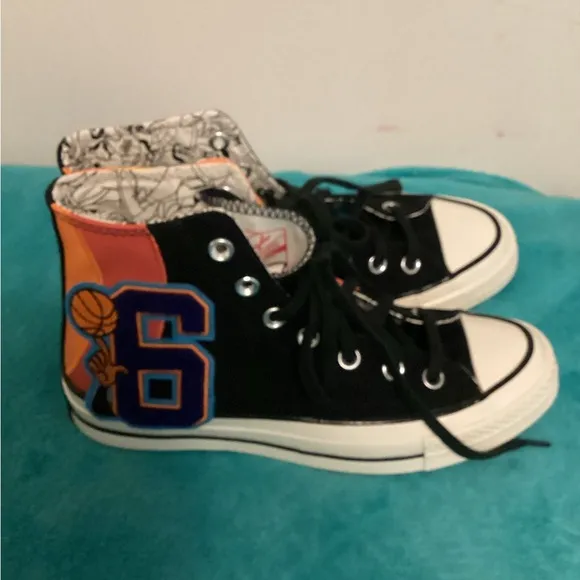 CONVERSE CHUCK TAYLOR  SPACE JAM LEBRON JAMES HIGH TOP SNEAKERS Sz M6/W 8