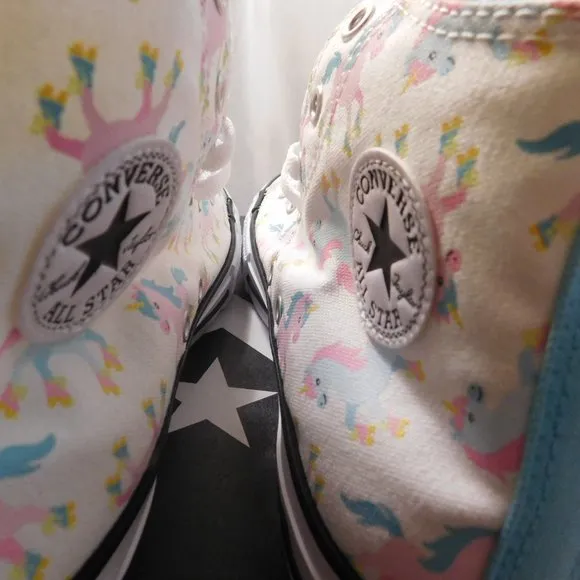CONVERSE Chuck Taylor Unicorn Logo Sneakers NEW