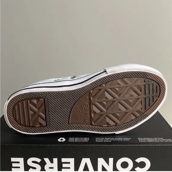Converse CTAS Rave Ox Sneakers