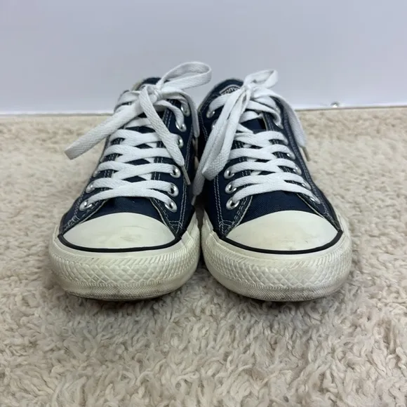 Converse Navy and White Sneakers Size 9 Unisex‎