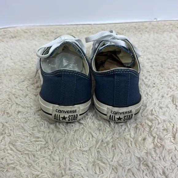 Converse Navy and White Sneakers Size 9 Unisex‎