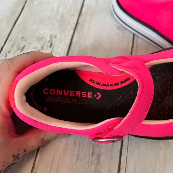 Converse Superplay Pink Mary Jane Kids Low Top Sneakers Girls Size 3 NEW