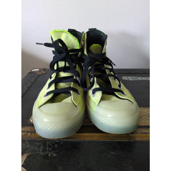 Converse Unisex Sneakers, Lime Green, Size 7 US