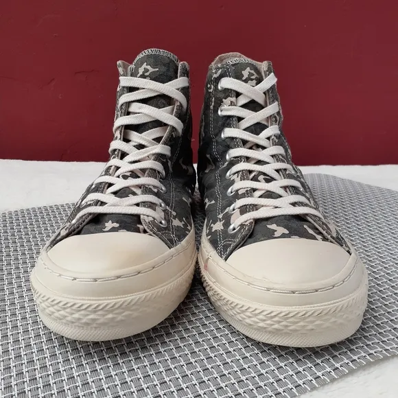 Converse x Urban Outfitters Camo 70's Hi Top Sneaker Unisex Rare HTF Gift