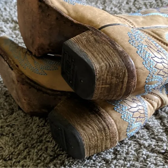 CORRAL Antique saddle/blue/red cowgirl boots. Youth size 4.