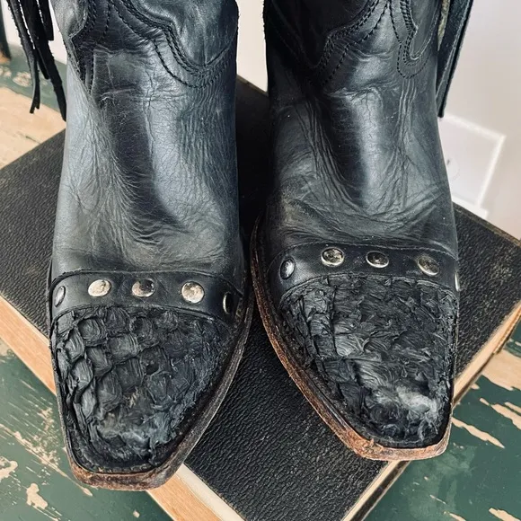 CORRAL Black Leather High Low Rocker Chic Moto Cowboy Boots Rivets Fish Boots 8