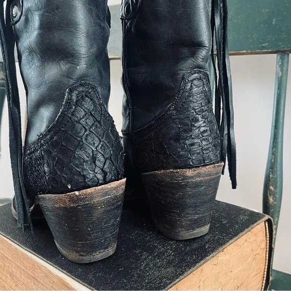 CORRAL Black Leather High Low Rocker Chic Moto Cowboy Boots Rivets Fish Boots 8