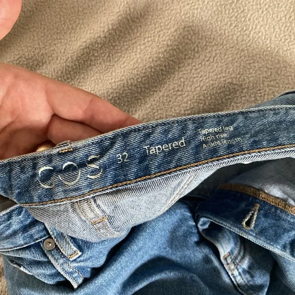 COS Tapered High Rise Ankle Length Jeans Size 32