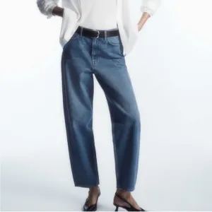 COS Tapered High Rise Ankle Length Jeans Size 32