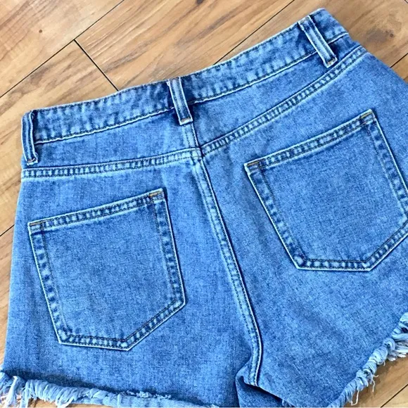Cut off denim mom jean shorts button up high hi rise blue 4 small