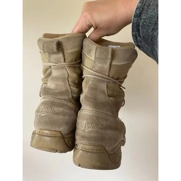 Danner womens combat boots desert tfx rough out tan size 10