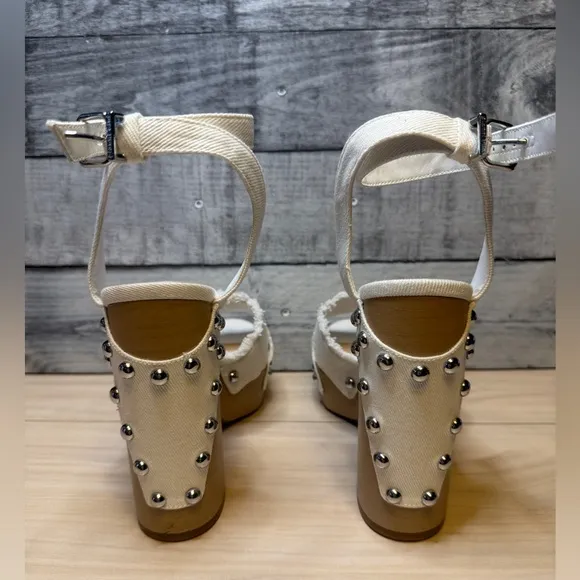 DANNIJO GIANNI BINI NWTDaisy Denim Studded Platform Sandals