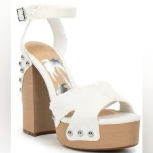DANNIJO GIANNI BINI NWTDaisy Denim Studded Platform Sandals