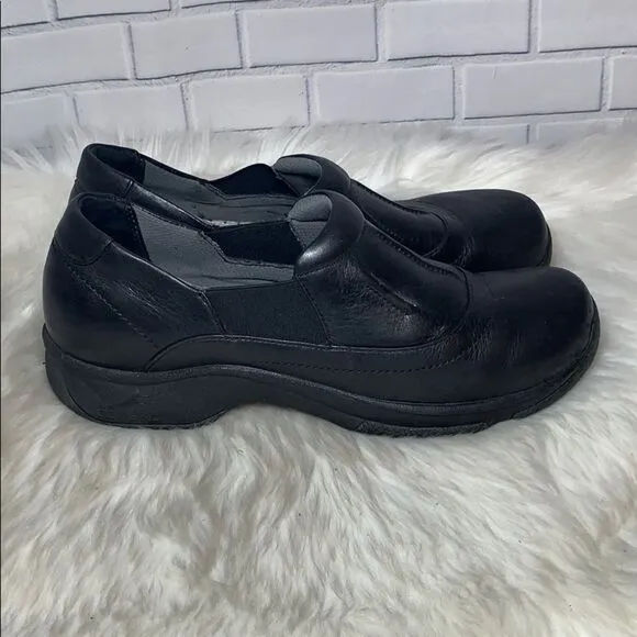 Dansko Black Leather Slip On Loafers Sz 41/10.5-11
