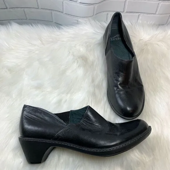 Dansko Black Slip On Loafers Size 41/10
