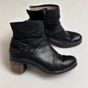 Dansko Hayley Black Leather Zip Up Ankle Boots Comfort Casual Size 40 Classic