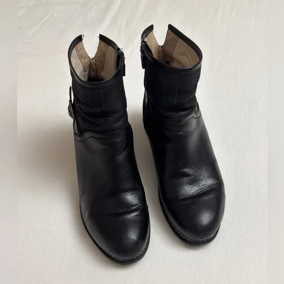 Dansko Hayley Black Leather Zip Up Ankle Boots Comfort Casual Size 40 Classic