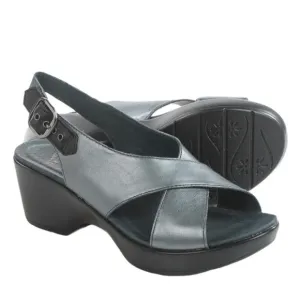 Dansko Jacinda Metallic Pewter Silver Criss Cross Strappy Slingback Sandals 42