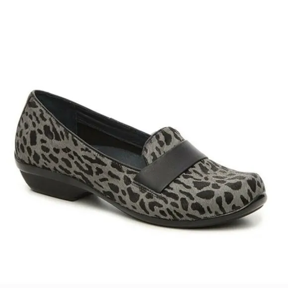 DANSKO •Oskana Leather Loafers Women's Size 8.5-9 US 39 EU Slip-On Calf Hair EUC