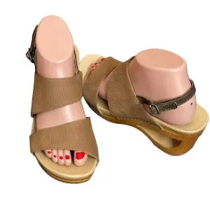 Dansko TAMIA Honey TexturedNubuck Sandals size 38 (7.5-8)USA