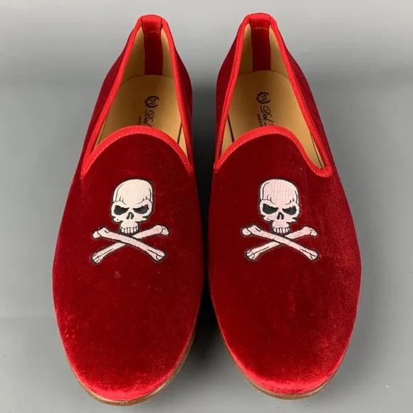 Del Toro Red Velvet Embroidered Skull Loafers Size 6