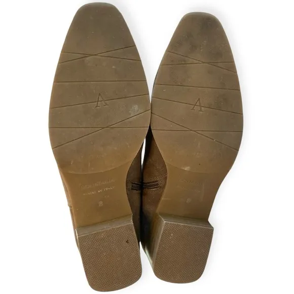 🎉🎉DELETING TODAY🎉 Aquatalia Faria Booties Taupe Brown Suede Ankle Boots 8 Buckle