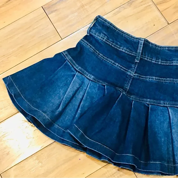 Denim stretch mini school skirt blue jeans pleats pleated pockets small