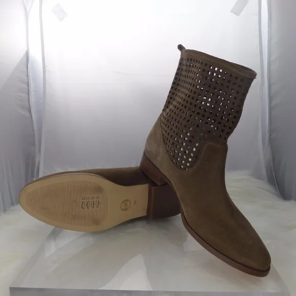 DESERT GRAHAM ANKLE SUEDE BOOTS LASER CUT BOOTIES