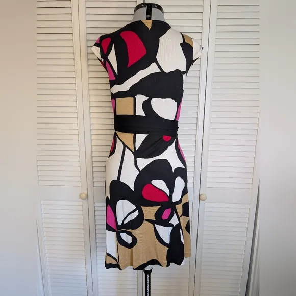 Diane Von Furstenberg Multicolor Printed Silk Abri Wrap Dress size 6