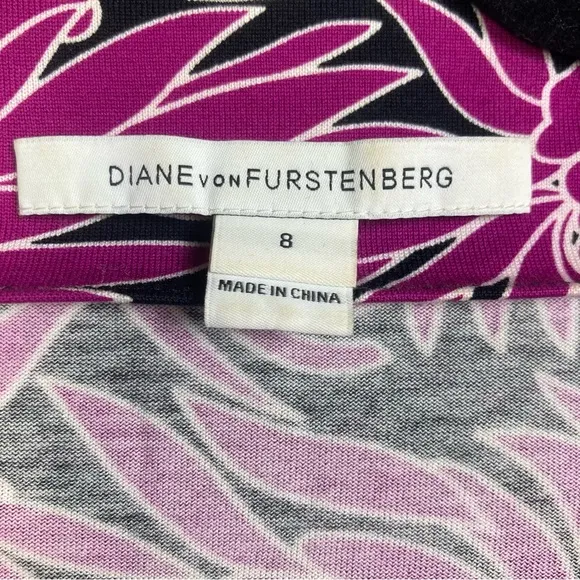 Diane von Furstenberg wrap dress size 8 tropical print pink black NEW