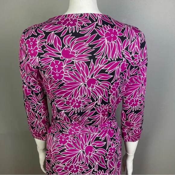 Diane von Furstenberg wrap dress size 8 tropical print pink black NEW