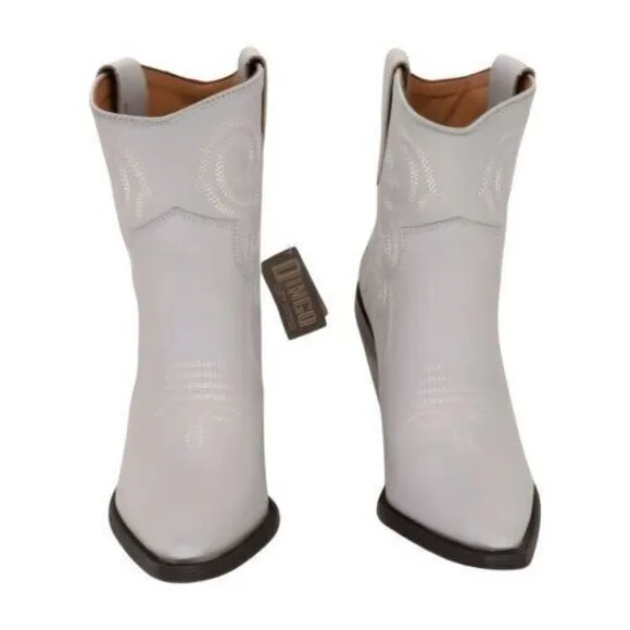 Dingo Women's Pretty N' Prissy‎ Fashion Boot, Size 8, Grey/White