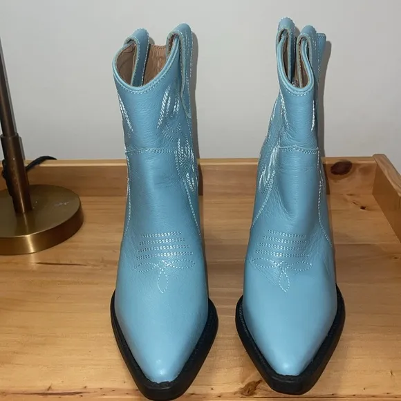 Dingo Womens Pretty N' Prissy Snip Toe Casual Boots‎ Ankle High Heel 3&quot;