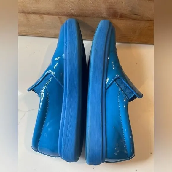 DKNY Electric Blue Leather Slip-On Loafers Womens Sz 6