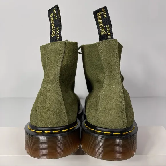 DOC 101 MADE IN ENGLAND SUEDE ANKLE BOOTS MENS SIZE 11 GREEN DESERT OASIS 6 EYE