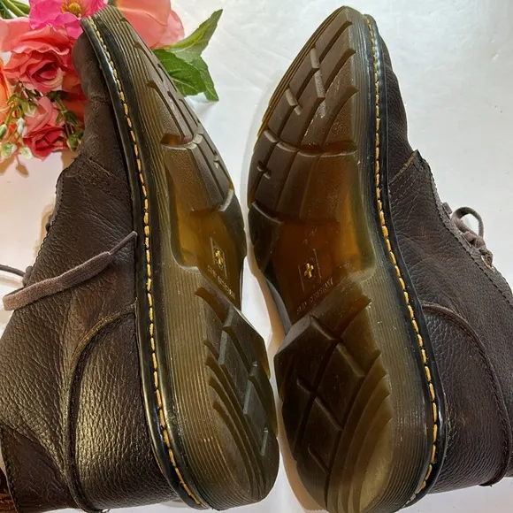 Doc MARTENS Chukka boots SUSSEX Size 9 BROWN LEATHER ANKLE DESERT BOOTS Low