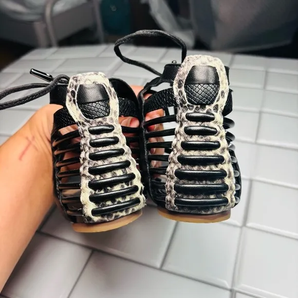 Dolce Vita Black and Snakeskin Strappy Sandals Gladiator Shoes, Size 6