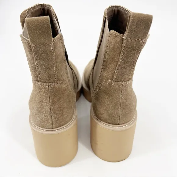 Dolce Vita Halina Boots Taupe Suede Pull On Chelsea Size 7
