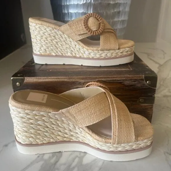 Dolce Vita Liesel Wedge Sandals in Tan