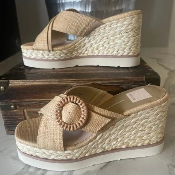 Dolce Vita Liesel Wedge Sandals in Tan