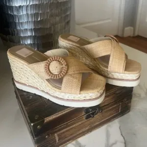 Dolce Vita Liesel Wedge Sandals in Tan
