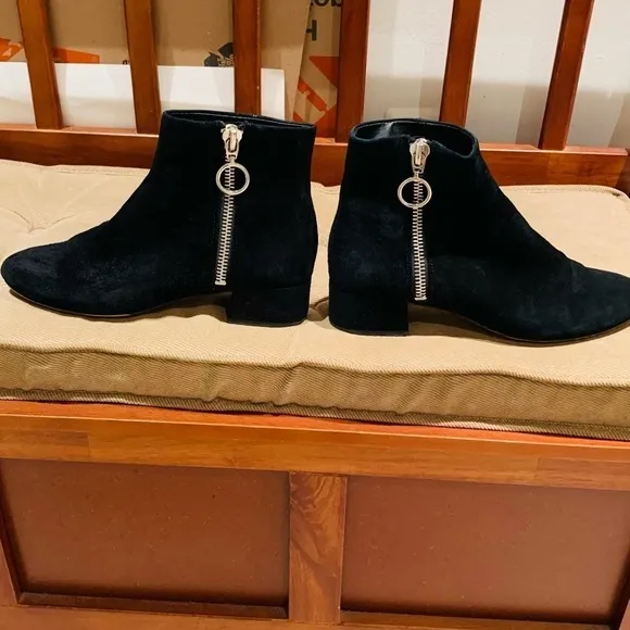 Dolce Vita Women Black Suede Ankle Boot with Side Silver Zipper.