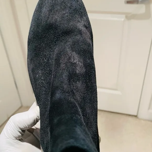 Dolce Vita Women Black Suede Ankle Boot with Side Silver Zipper.