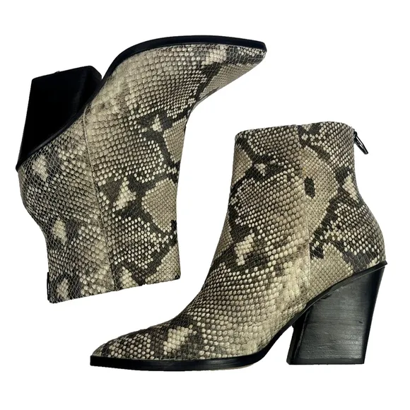 Dolce Vita Womens Snakeskin Print Leather Ankle Boots Size 9.5 Issa NEW