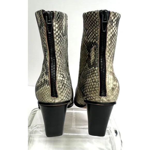 Dolce Vita Womens Snakeskin Print Leather Ankle Boots Size 9.5 Issa NEW