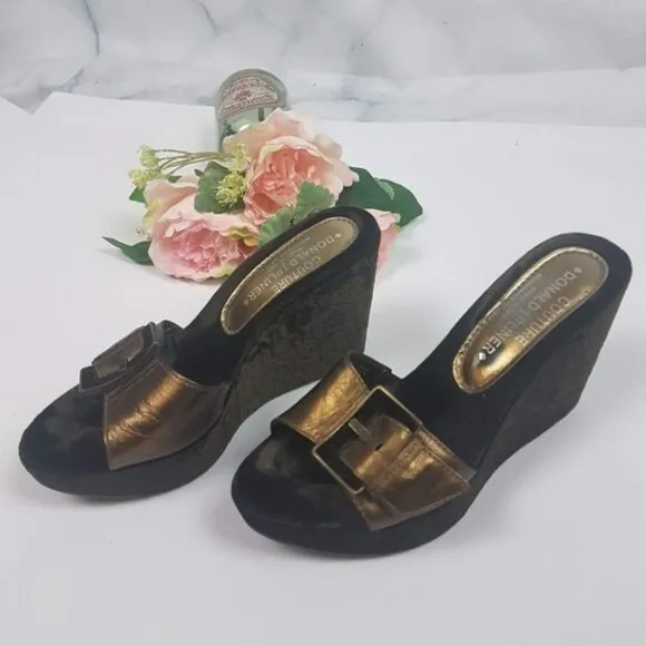 Donald J Pliner Couture Velvet Wedge Sandals Bonze