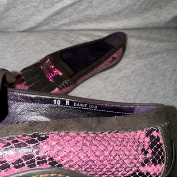 Donald J. Pliner Danie Loafers, Pink and Black, Size 10, EUC