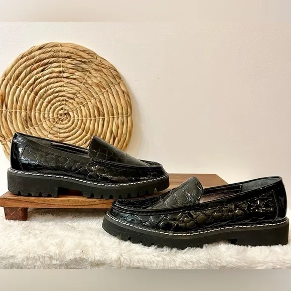 Donald Pliner Hope Crocodile Embossed Patent Leather Lug Sole Platform Loafers