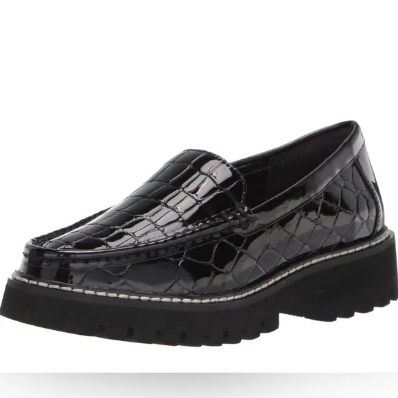 Donald Pliner Hope Crocodile Embossed Patent Leather Lug Sole Platform Loafers
